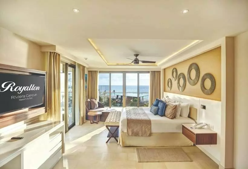 オーシャンビューデラックスジュニアスイート, Royalton Riviera Cancun, An Autograph Collection - All Inclusive Resort & Casino