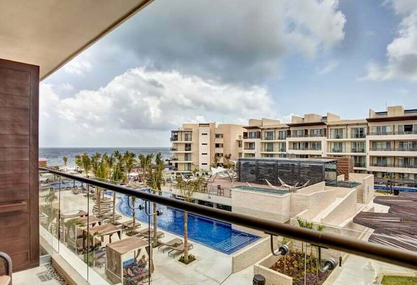 جناح ديلوكس مطل على البحر, Royalton Riviera Cancun, An Autograph Collection - All Inclusive Resort & Casino