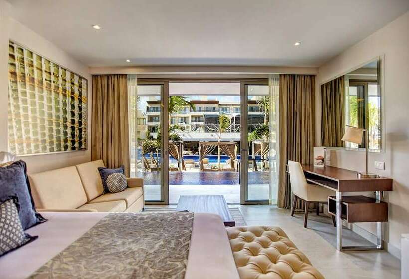 Полулюкс Повышенной Комфортности, Royalton Riviera Cancun, An Autograph Collection - All Inclusive Resort & Casino