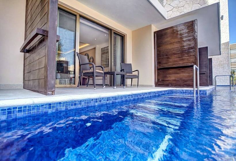 Полулюкс Повышенной Комфортности, Royalton Riviera Cancun, An Autograph Collection - All Inclusive Resort & Casino