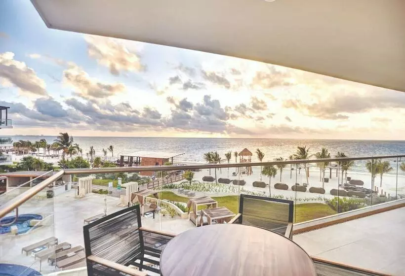 オーシャンビューデラックススイート, Royalton Riviera Cancun, An Autograph Collection - All Inclusive Resort & Casino