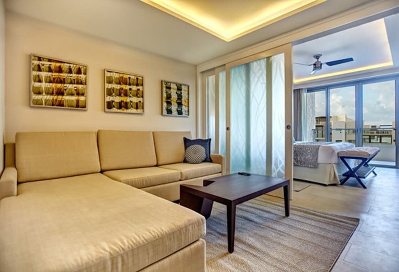 Люкс Deluxe Вид на Море, Royalton Riviera Cancun, An Autograph Collection - All Inclusive Resort & Casino