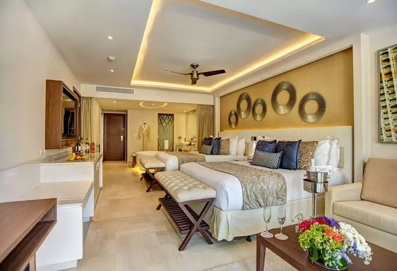 デラックスジュニアスイート, Royalton Riviera Cancun, An Autograph Collection - All Inclusive Resort & Casino