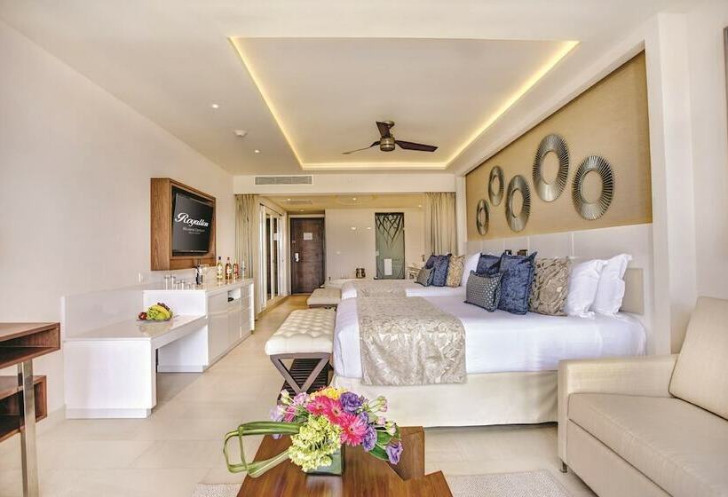 جناح ديلوكس غرفتين نوم, Royalton Riviera Cancun, An Autograph Collection - All Inclusive Resort & Casino