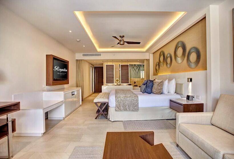 Люкс Повышенной Комфортности, Royalton Riviera Cancun, An Autograph Collection - All Inclusive Resort & Casino