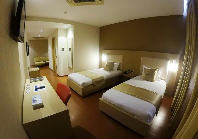 חדר סטנדרט לשלושה, Sky 2 Hotel Tirana