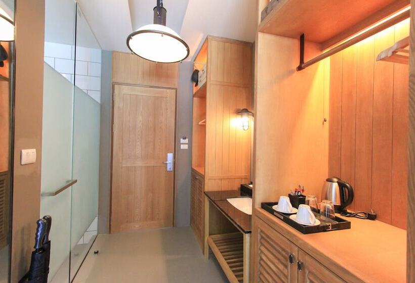 Pokój Deluxe Widok Basen, Sugar Marina Hotel Surf Kata Beach   Sha Plus