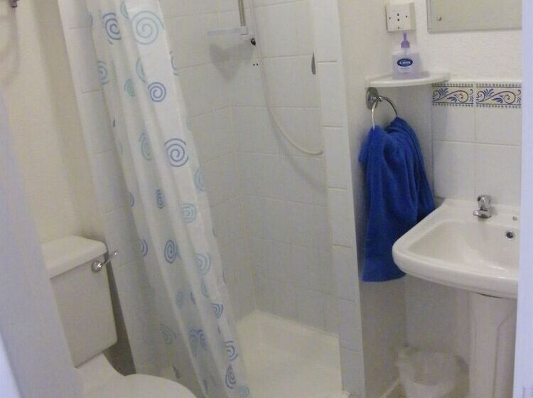 غرفة قياسية, Alondra