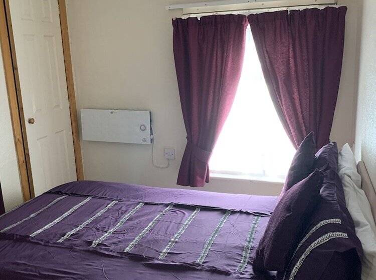 غرفة قياسية, Alondra