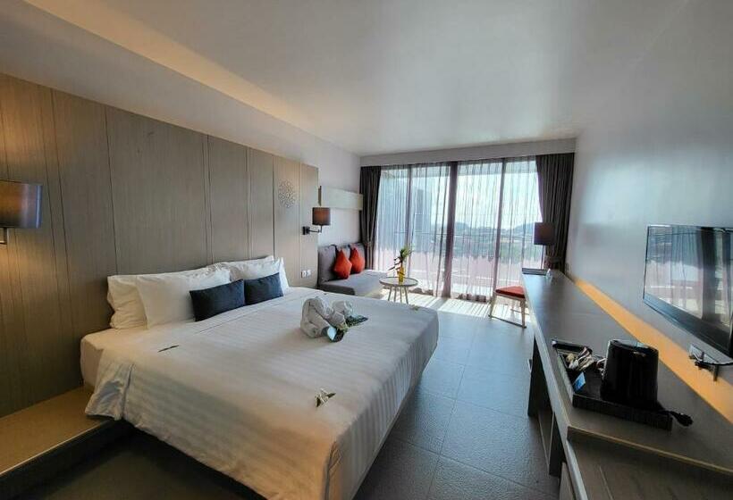 اتاق سوپریور با چشمانداز دریا, The Yama Hotel Phuket