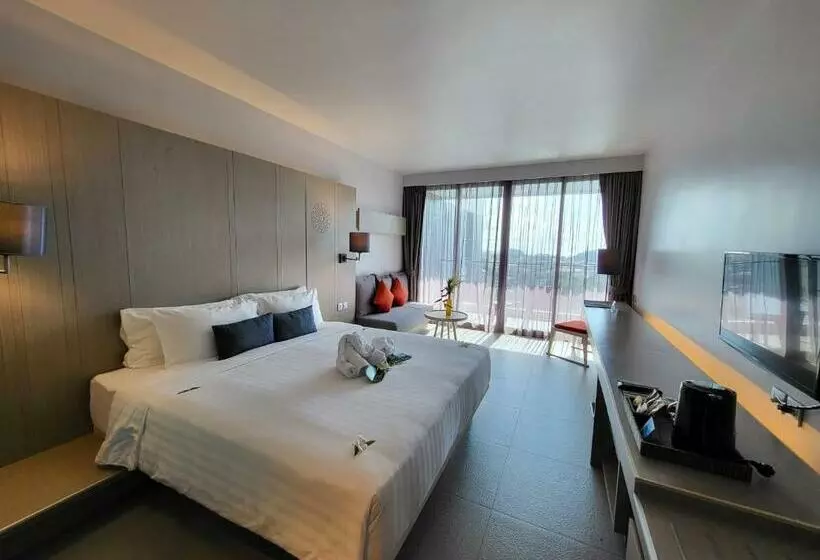 اتاق سوپریور با چشم‌انداز دریا, The Yama Hotel Phuket