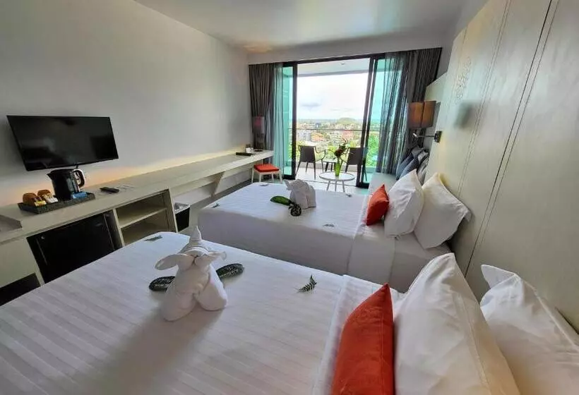 اتاق سوپریور با چشم‌انداز دریا, The Yama Hotel Phuket