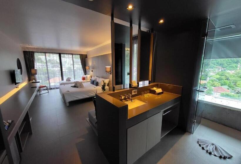 اتاق لوکس با چشمانداز دریا, The Yama Hotel Phuket