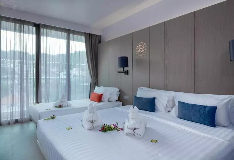 اتاق لوکس خانوادگی, The Yama Hotel Phuket
