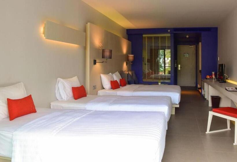 اتاق لوکس خانوادگی, The Yama Hotel Phuket