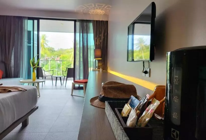 اتاق سوپریور با تخت بزرگ, The Yama Hotel Phuket