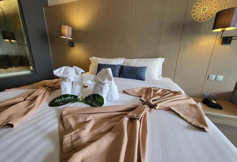 اتاق سوپریور با تخت بزرگ, The Yama Hotel Phuket