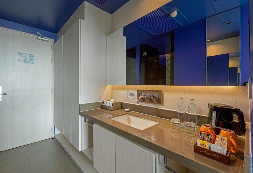 اتاق سوپریور با چشمانداز دریا, The Yama Hotel Phuket