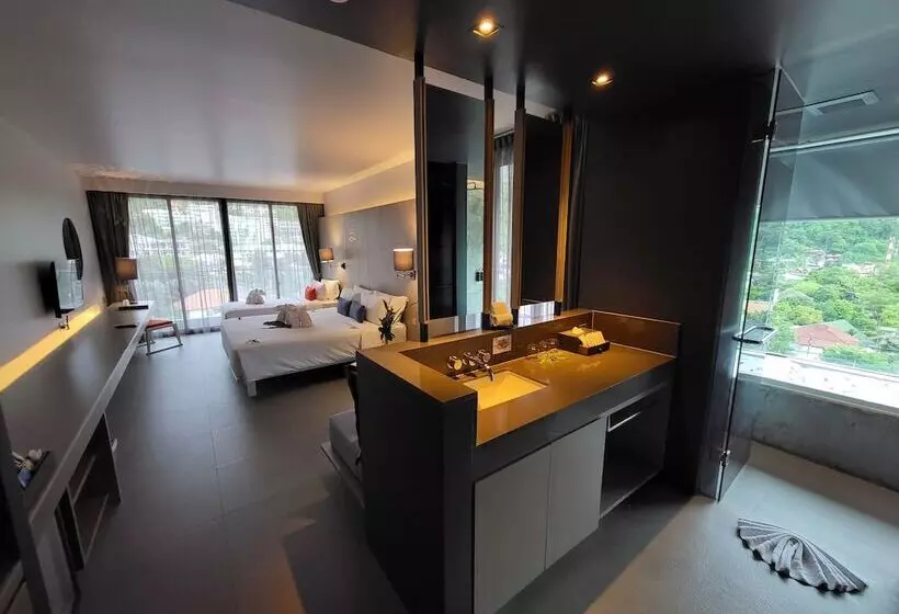 اتاق لوکس با چشم‌انداز دریا, The Yama Hotel Phuket