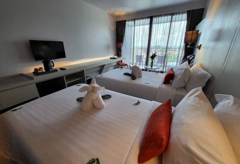 اتاق سوپریور با چشمانداز دریا, The Yama Hotel Phuket