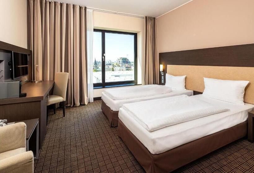 غرفة بيزنس, Intercityhotel Hamburg Dammtor Messe