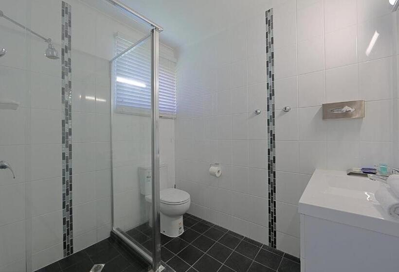 سوییت, Alexandra Park Motor Inn