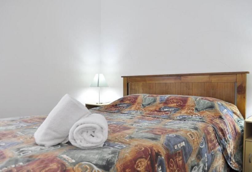 발코니가 있는 스위트, Alexandra Park Motor Inn