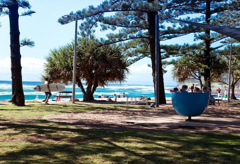 شقة غرفتين, Oceanside Cove