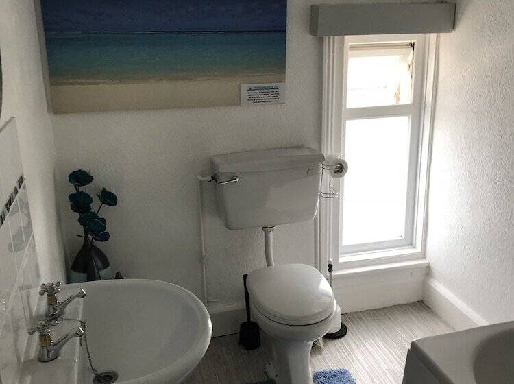 غرفة قياسية حمام مشترك, The Westbourne House