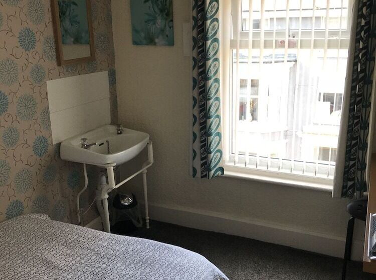 غرفة قياسية حمام مشترك, The Westbourne House