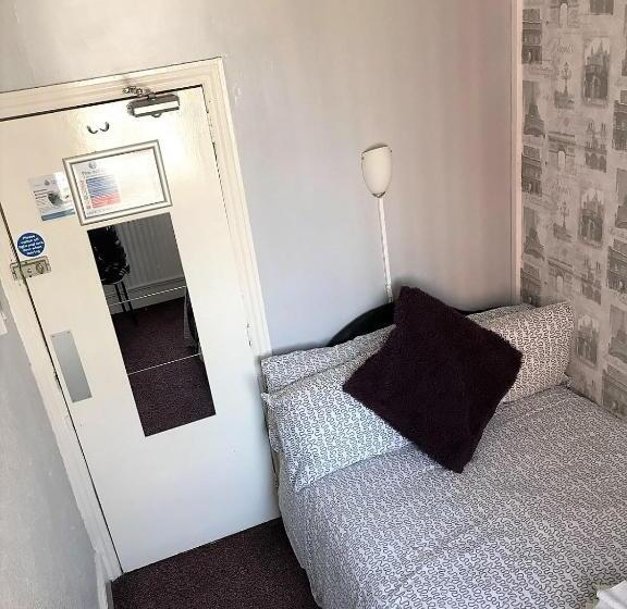 غرفة قياسية حمام مشترك, The Westbourne House