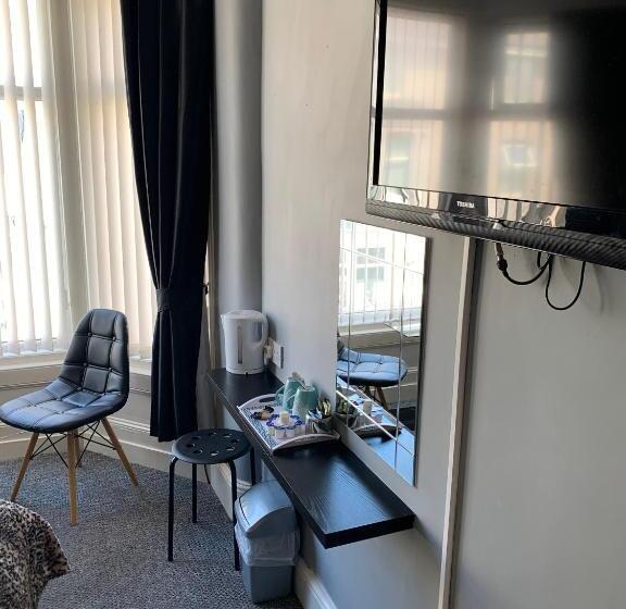 غرفة سوبيريور, The Westbourne House