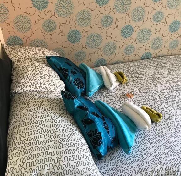 غرفة قياسية حمام مشترك, The Westbourne House