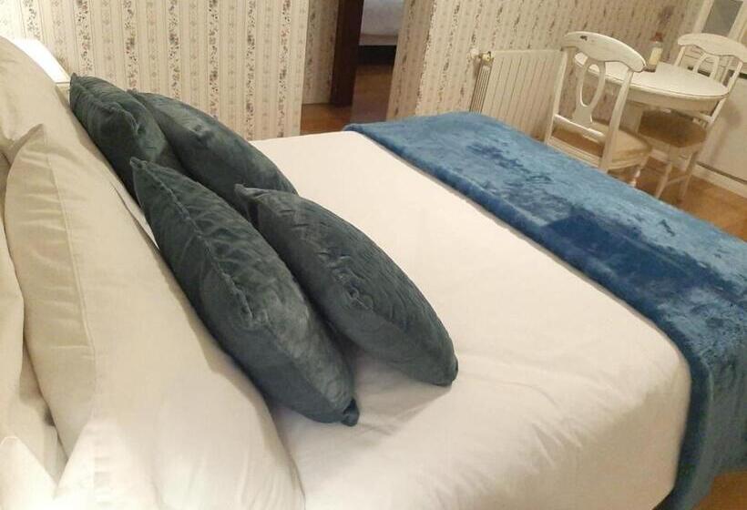 豪华三人间, Petit Hotel Provence Gramado