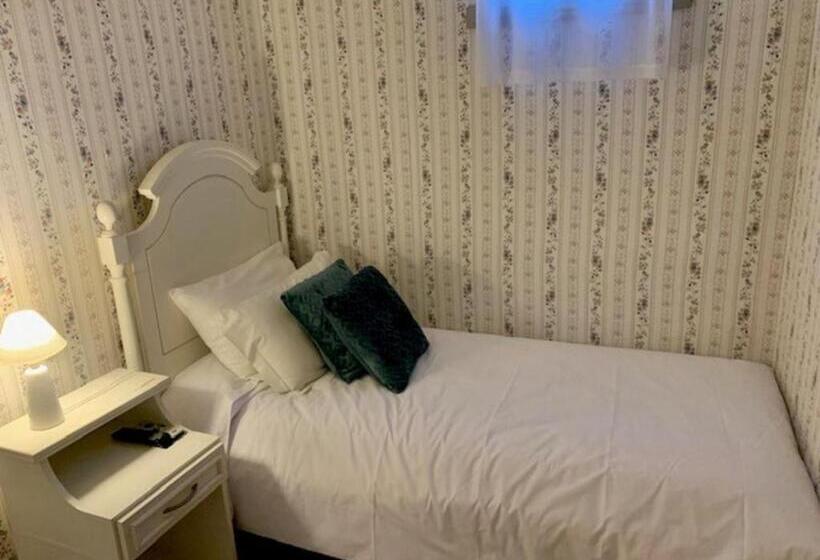 豪华三人间, Petit Hotel Provence Gramado