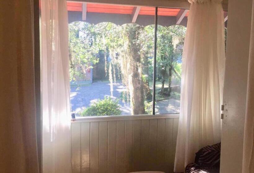 带阳台套房, Petit Hotel Provence Gramado