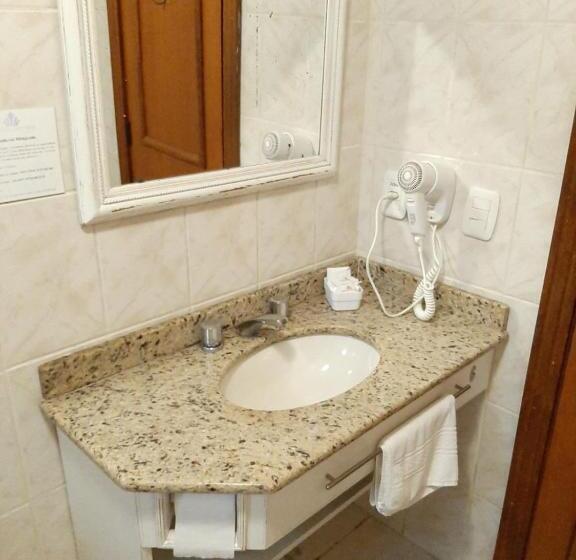 四人豪华间, Petit Hotel Provence Gramado