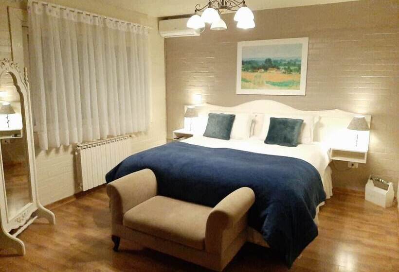 Люкс, Petit Hotel Provence Gramado