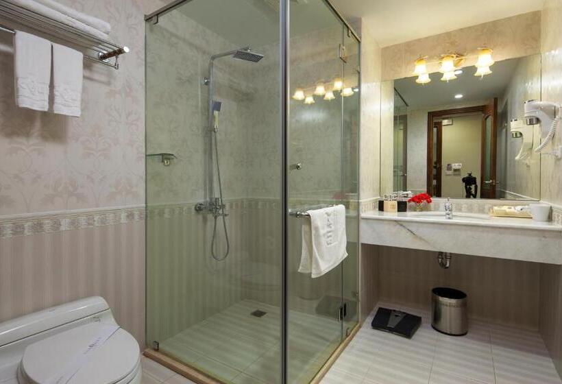 带观景的豪华间, Sq Hang Gai Hotel & Spa