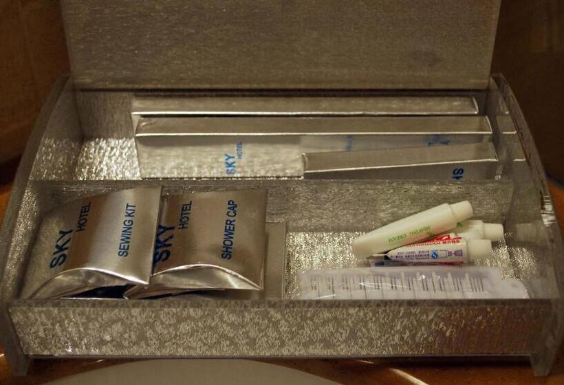 סוויטת ג'וניור, Sky 2 Hotel Tirana