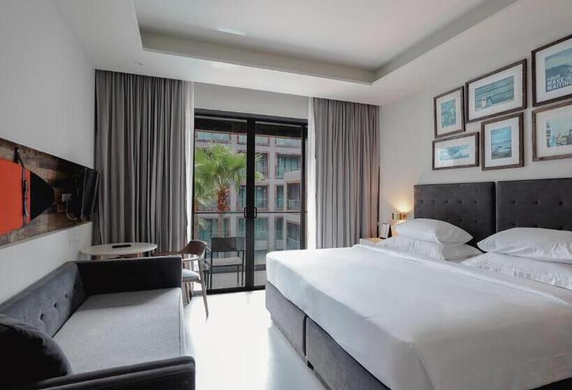 Pokój Deluxe Widok Basen, Sugar Marina Hotel Surf Kata Beach   Sha Plus