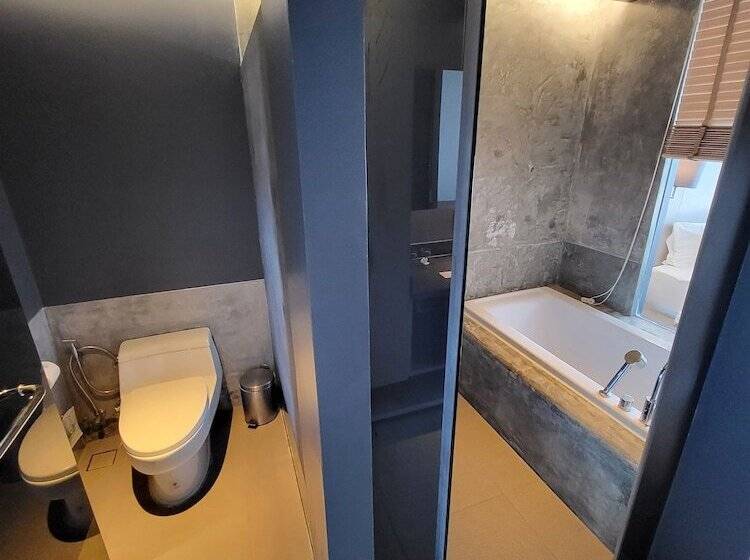 اتاق سوپریور با چشمانداز دریا, The Yama Hotel Phuket