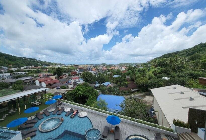 اتاق سوپریور با چشم‌انداز دریا, The Yama Hotel Phuket
