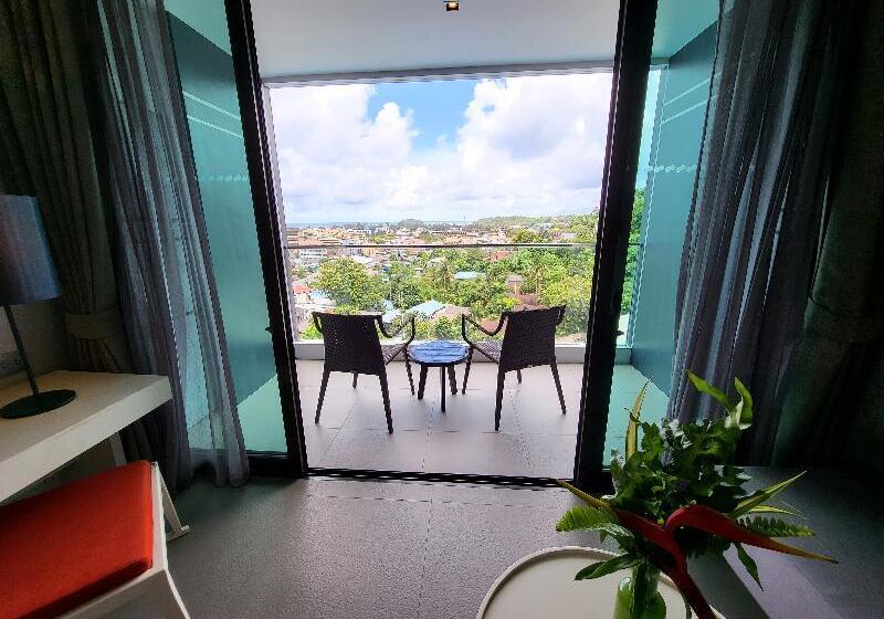 اتاق سوپریور با چشمانداز دریا, The Yama Hotel Phuket