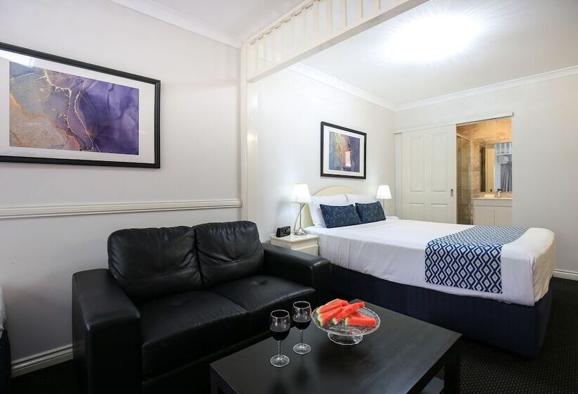 إستوديو قياسى, Toowong Central Motel Apartments
