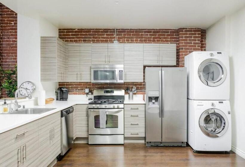 شقة غرفة واحدة, Abode Los Angeles   Downtown Historic Core