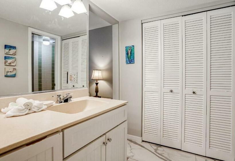 침실 2개 아파트, Nautilus 105