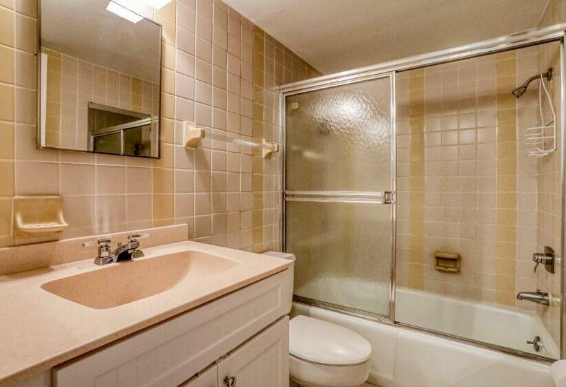 침실 2개 아파트, Nautilus 105