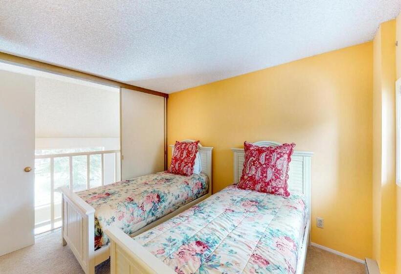 شقة غرفتين, Indian Springs With A View