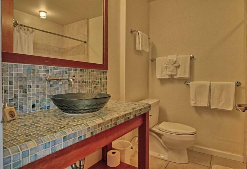 Апартаменты 2 Спальни, Kuhio Shores 410